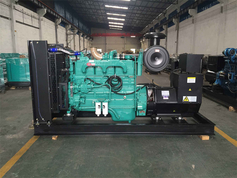 马鞍山柴油发电机组过载运行时降低转速有哪些注意事项？